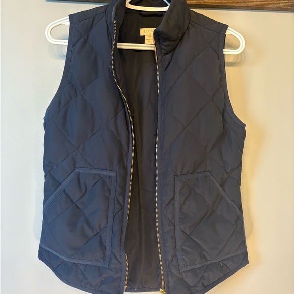 J. Crew Navy Quilted Vest size xxs - Picture 3 of 9